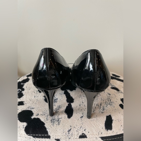 💰$5 OFF-Jones NY Heels with net and patent leather - Picture 3 of 4